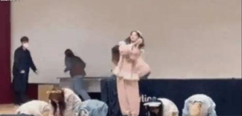 娱乐圈吃瓜爆料王嘉尔